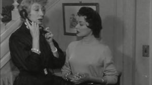 Кадры из фильма Пеп устанавливают закон / Les pépées font la loi (1955)