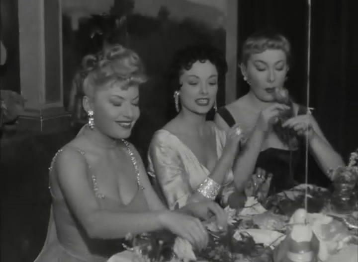 Кадр из фильма Пеп устанавливают закон / Les pépées font la loi (1955)