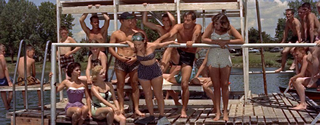 Кадр из фильма Пикник / Picnic (1955)