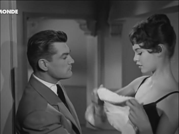 Кадр из фильма Будущие звезды / Futures vedettes (1955)
