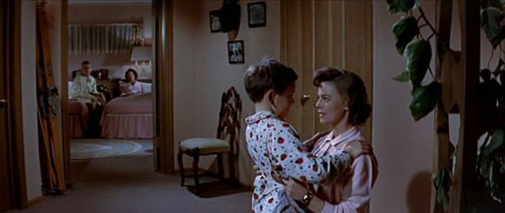 Кадр из фильма Бунтовщик без причины / Rebel Without a Cause (1955)