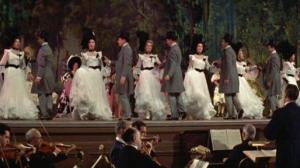 Кадры из фильма Девушка в розовом платье / The Girl in the Red Velvet Swing (1955)