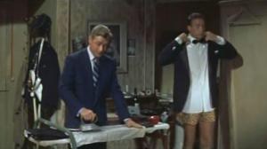 Кадры из фильма Джентльмены женятся на брюнетках / Gentlemen Marry Brunettes (1955)