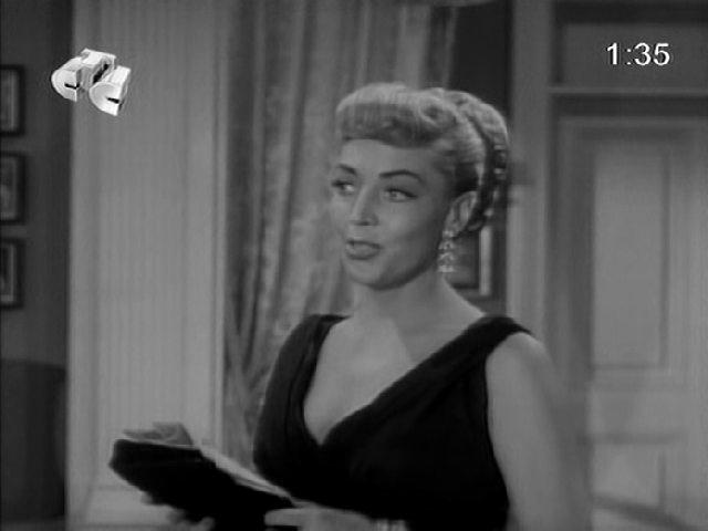 Кадр из фильма Женщина без мужчин / No Man's Woman (1955)