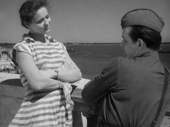 Кадр из фильма Солдаты (1956)