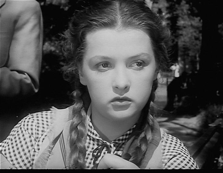 Кадр из фильма Человек родился (1956)