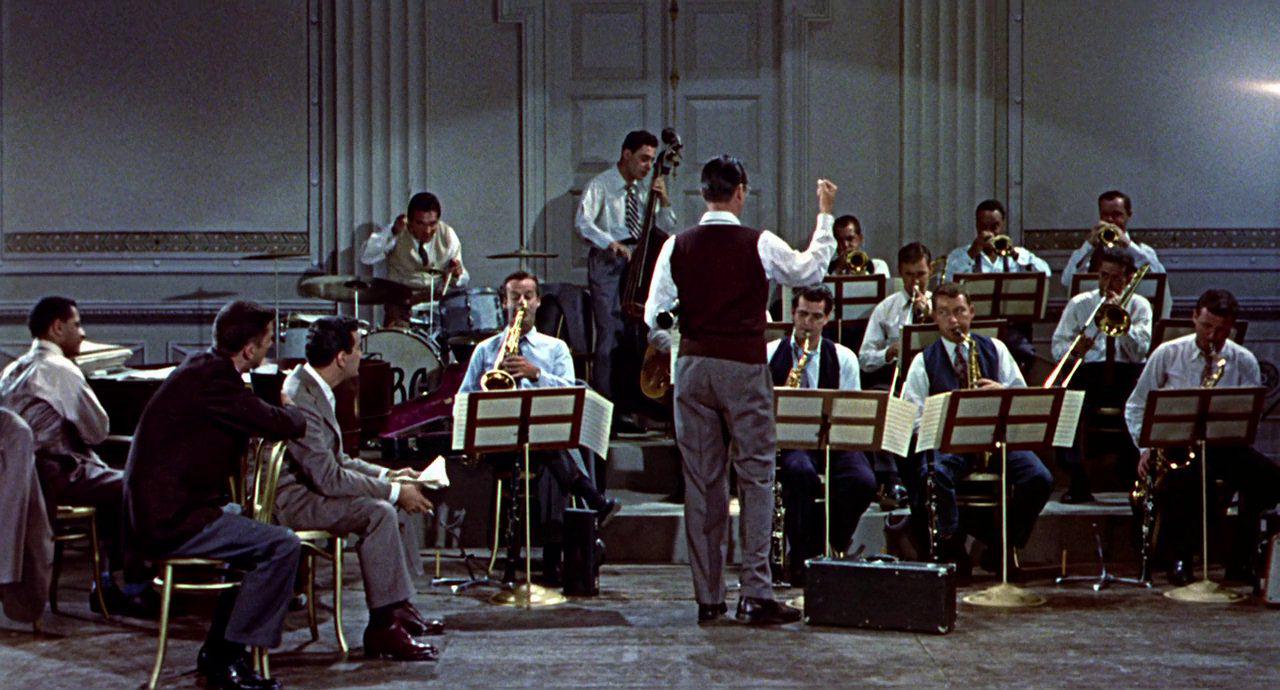 Кадр из фильма История Бенни Гудмена / The Benny Goodman Story (1956)