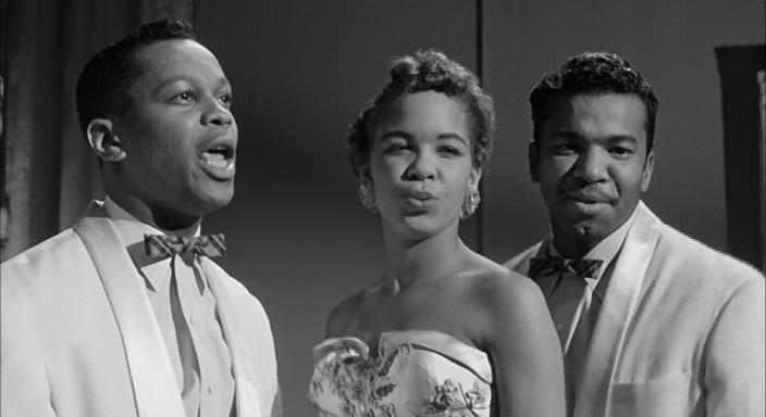 Кадр из фильма Рок круглые сутки / Rock Around the Clock (1956)