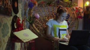 Кадры из фильма Одержимость Авы / Ava's Possessions (2015)