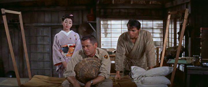 Кадр из фильма Чайная церемония / The Teahouse of the August Moon (1956)