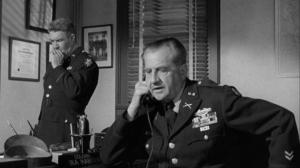 Кадры из фильма Дыба / The Rack (1956)
