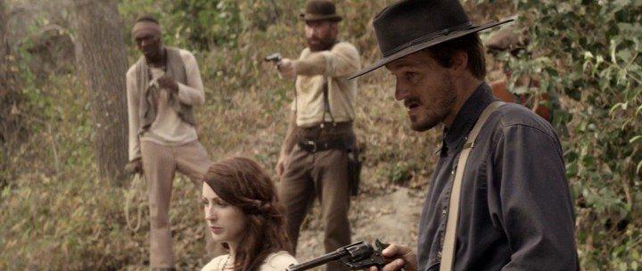 Кадр из фильма Убей или умри / Kill or Be Killed (2015)