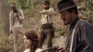 Кадры из фильма Убей или умри / Kill or Be Killed (2015)
