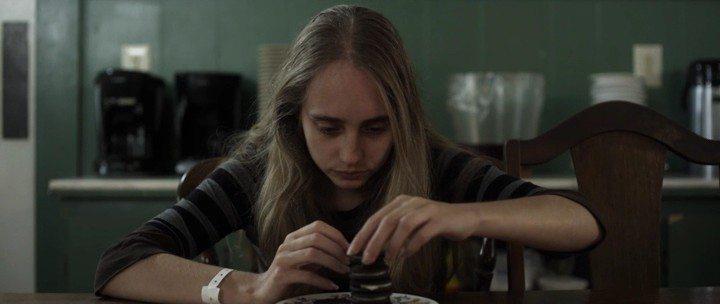 Кадр из фильма Не заглядывайте в подвал 2 / Don't Look in the Basement 2 (2015)