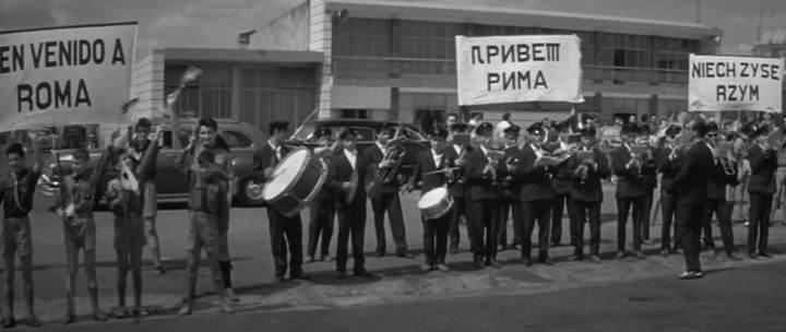 Кадр из фильма Интерпол / Interpol (1957)