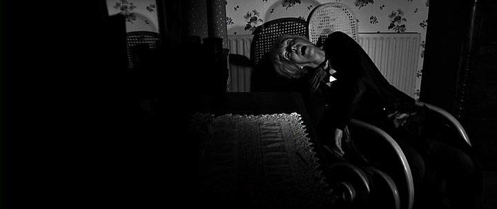 Кадр из фильма Проклятие ведьминого дерева / Curse of the Witching Tree (2015)