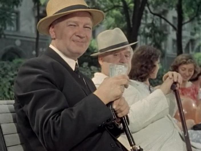 Кадр из фильма У тихой пристани (1958)