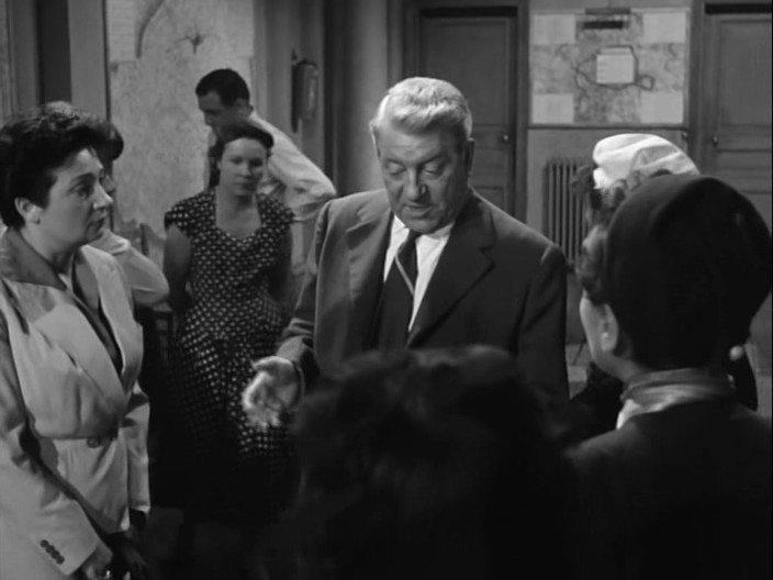 Кадр из фильма Мегрэ расставляет сети / Maigret tend un piège (1958)