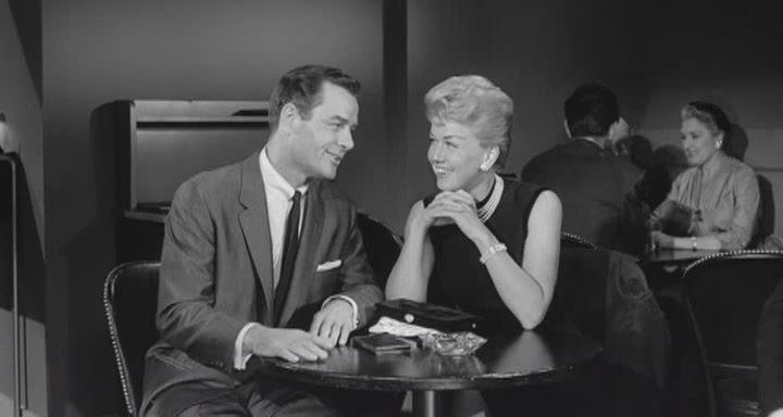 Кадр из фильма Любимец учителя / Teacher's Pet (1958)