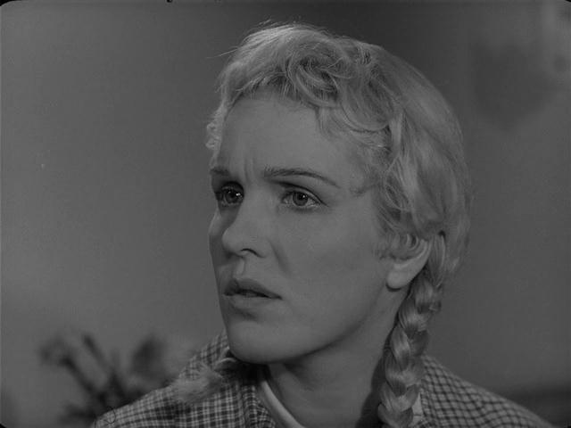 Кадр из фильма У истоков жизни / Nära livet (1958)