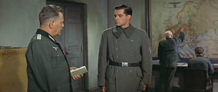 Кадр из фильма Время любить и время умирать / A Time to Love and a Time to Die (1958)