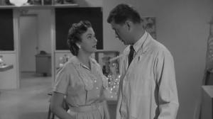 Кадры из фильма Монстр в университетском городке / Monster on the Campus (1958)