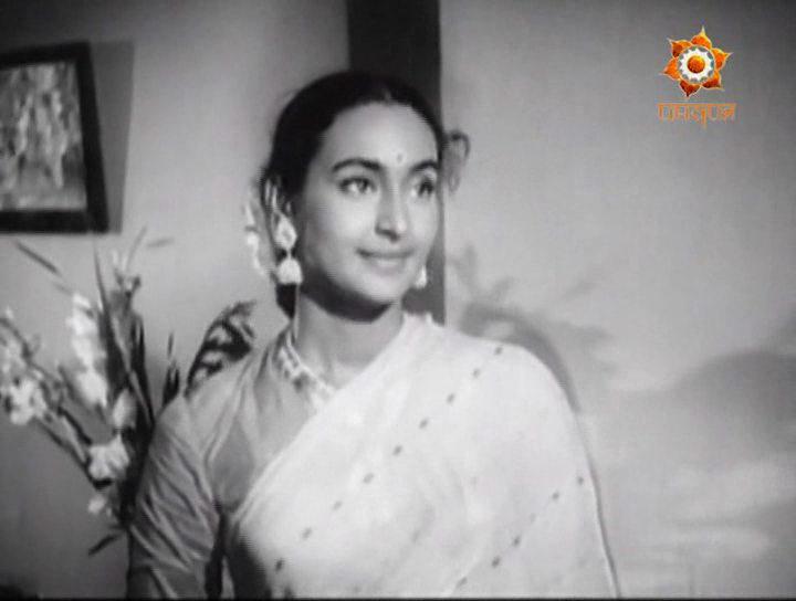 Кадр из фильма Неприкасаемая / Sujata (1959)
