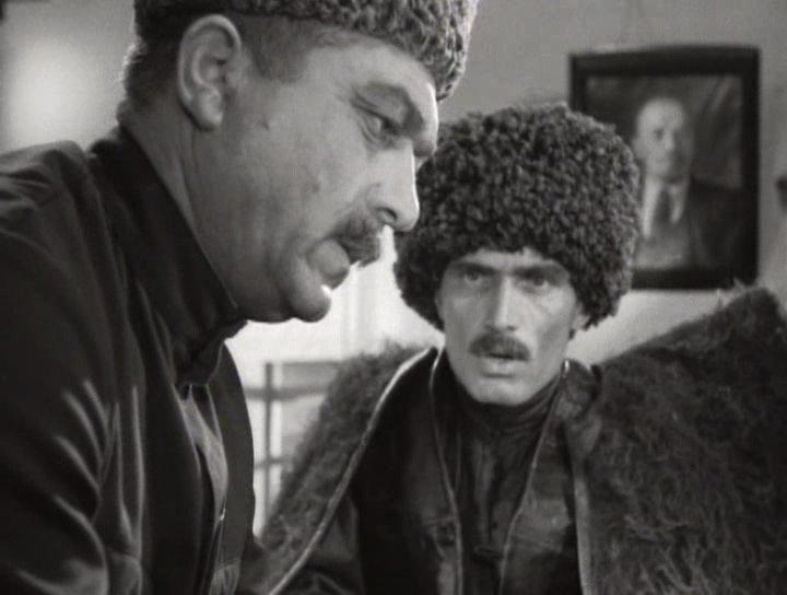 Кадр из фильма Тучи покидают небо (1959)