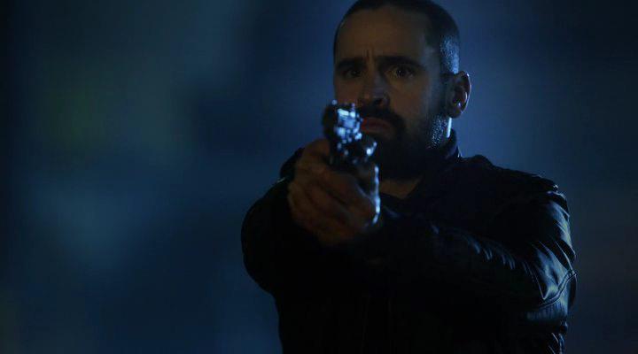 Кадр из фильма Знак почёта / Badge of Honor (2015)