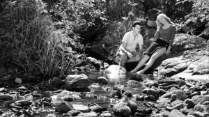 Кадры из фильма Бегство девчонки / Ung flukt (1959)