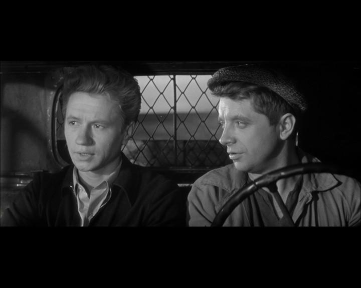Кадр из фильма Алешкина любовь (1960)