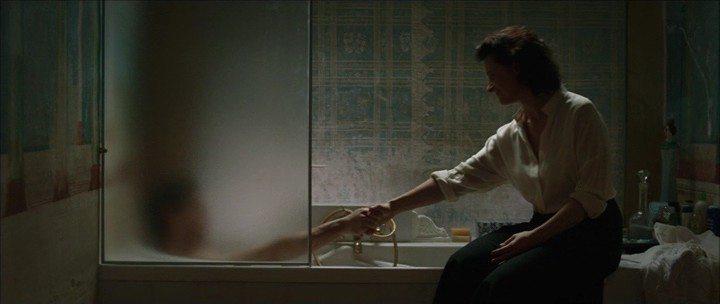 Кадр из фильма Ожидание / L'attesa (2015)