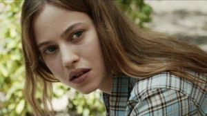 Кадры из фильма Ожидание / L'attesa (2015)