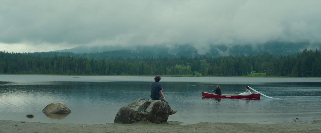 Кадр из фильма Неровная земля / The Driftless Area (2015)