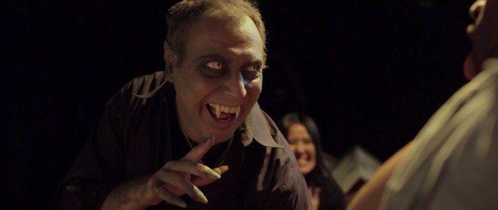 Кадр из фильма Клуб мертвых / Club Dead (2015)