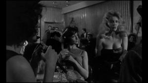 Кадры из фильма Милашки / The Good Time Girls (1960)