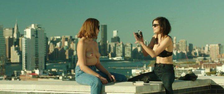 Кадр из фильма Освободите соски / Free the Nipple (2014)