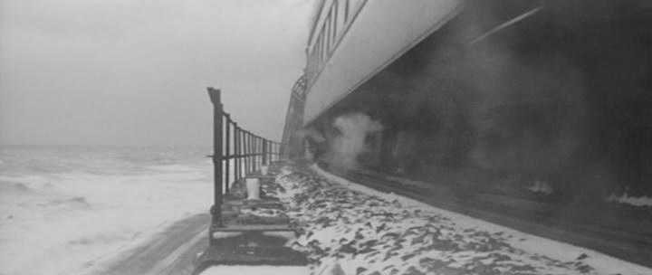 Кадр из фильма Нулевой фокус / Zero no shoten (1961)