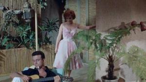 Кадры из фильма Нагими мы приходим в этот мир / Go Naked in the World (1961)