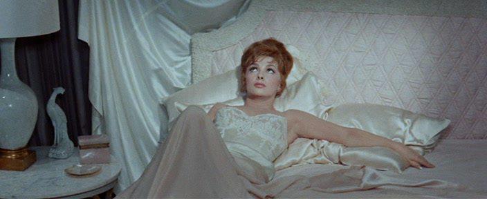 Кадр из фильма Нагими мы приходим в этот мир / Go Naked in the World (1961)