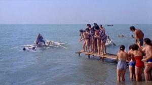 Кадры из фильма Феррагосто в бикини / Ferragosto in bikini (1960)