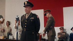 Кадры из фильма Два сапога пара / On the Double (1961)
