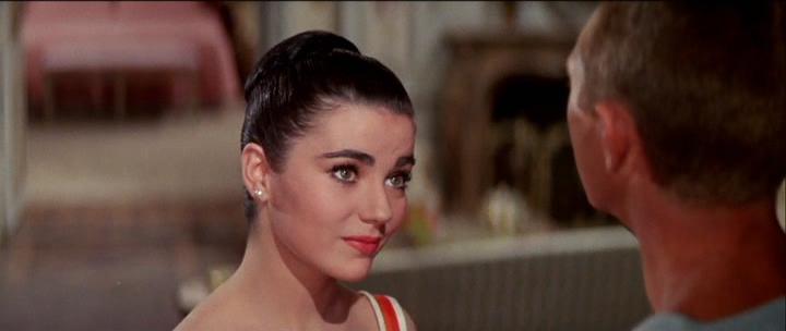 Кадр из фильма Машина медового месяца / The Honeymoon Machine (1961)
