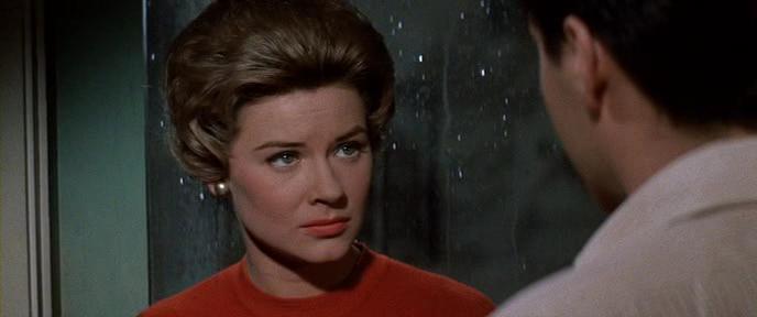 Кадр из фильма Одиночка / Wild In The Country (1961)