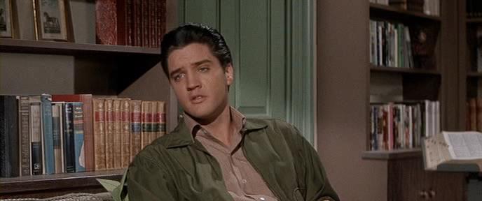 Кадр из фильма Одиночка / Wild In The Country (1961)