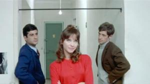 Кадры из фильма Женщина есть женщина / Une femme est une femme (1961)