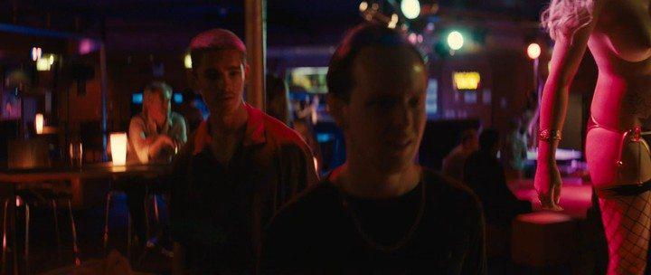 Кадр из фильма Молодая кровь / Son of a Gun (2014)
