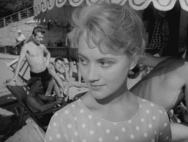 Кадр из фильма Увольнение на берег (1962)