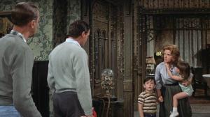 Кадры из фильма Мистер Хоббс берет выходной / Mr. Hobbs Takes a Vacation (1962)