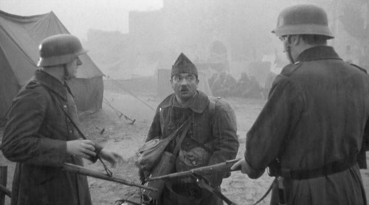 Кадр из фильма Пришпиленный капрал / Le caporal épinglé (1962)
